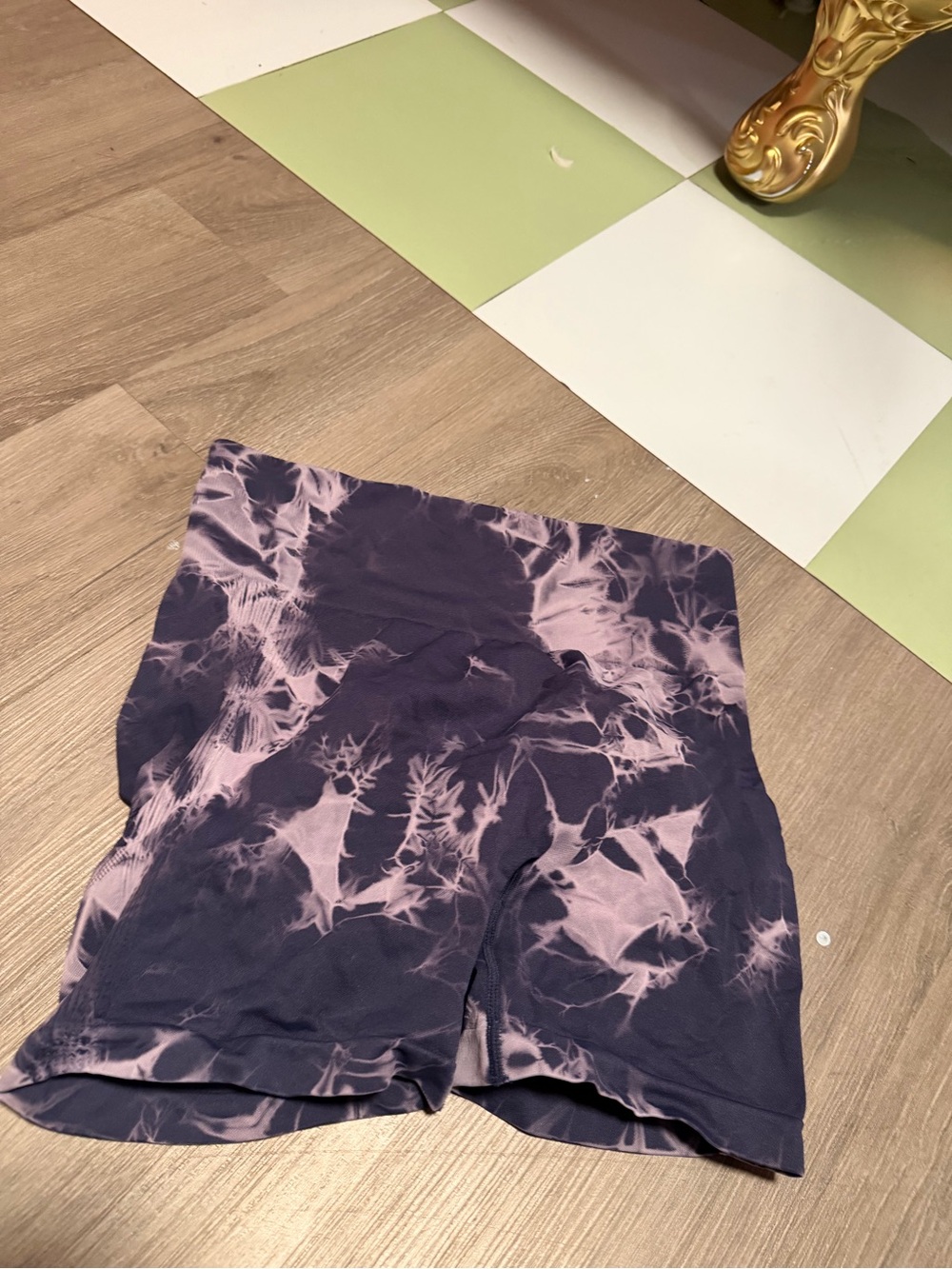 Tie-Dye High-Waist Women’s Active Shorts - Purple/Pink